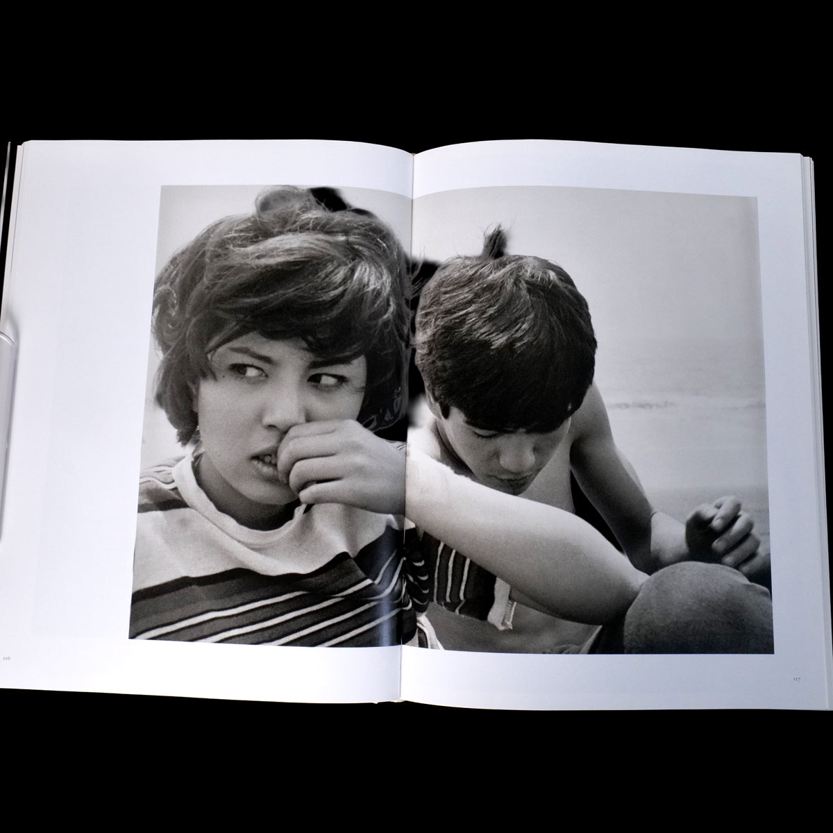 THE SIXTIES by KISHIN - Kishin Shinoyama