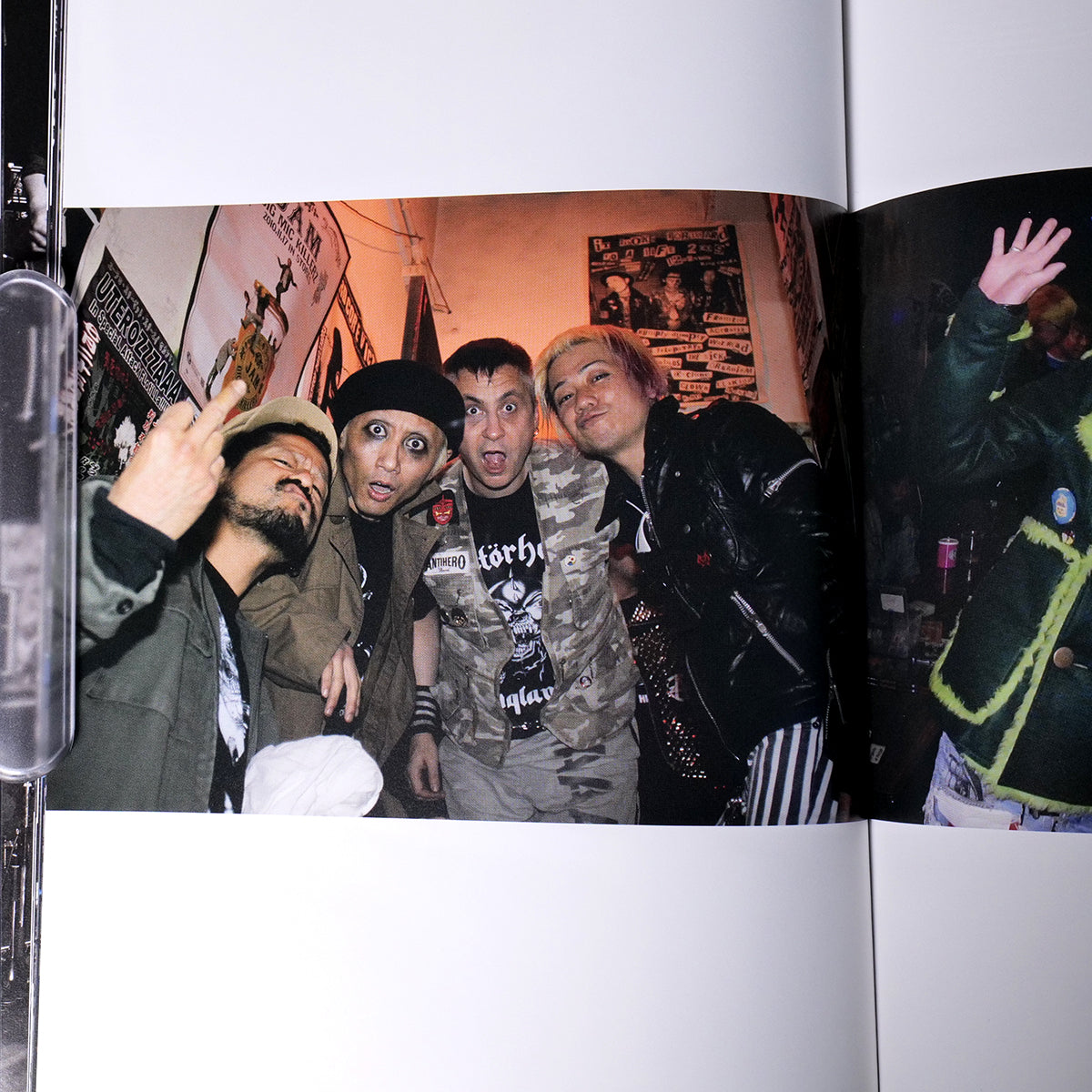PHOTO AND DESTROY - Fuyuki Kataoka