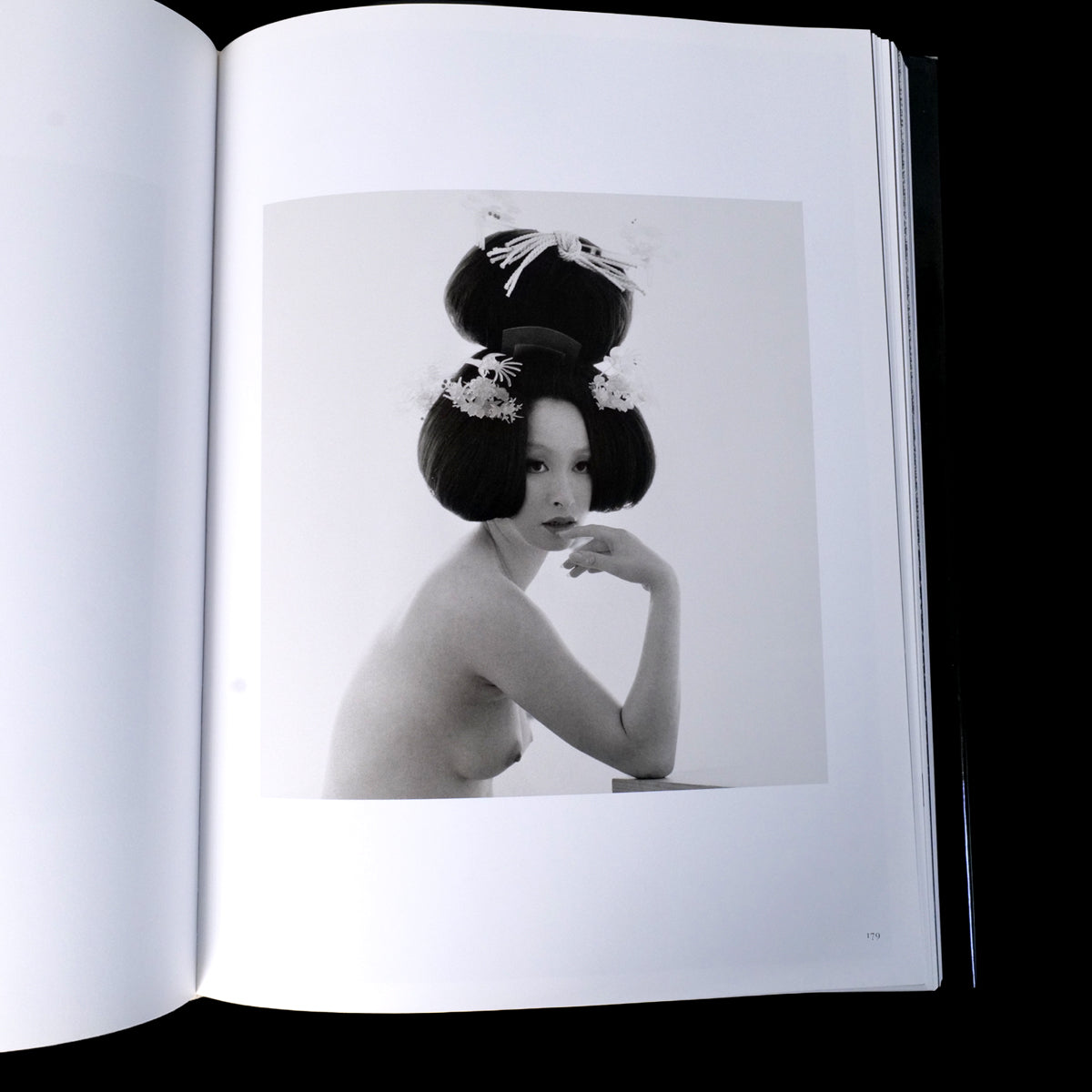 THE SIXTIES by KISHIN - Kishin Shinoyama